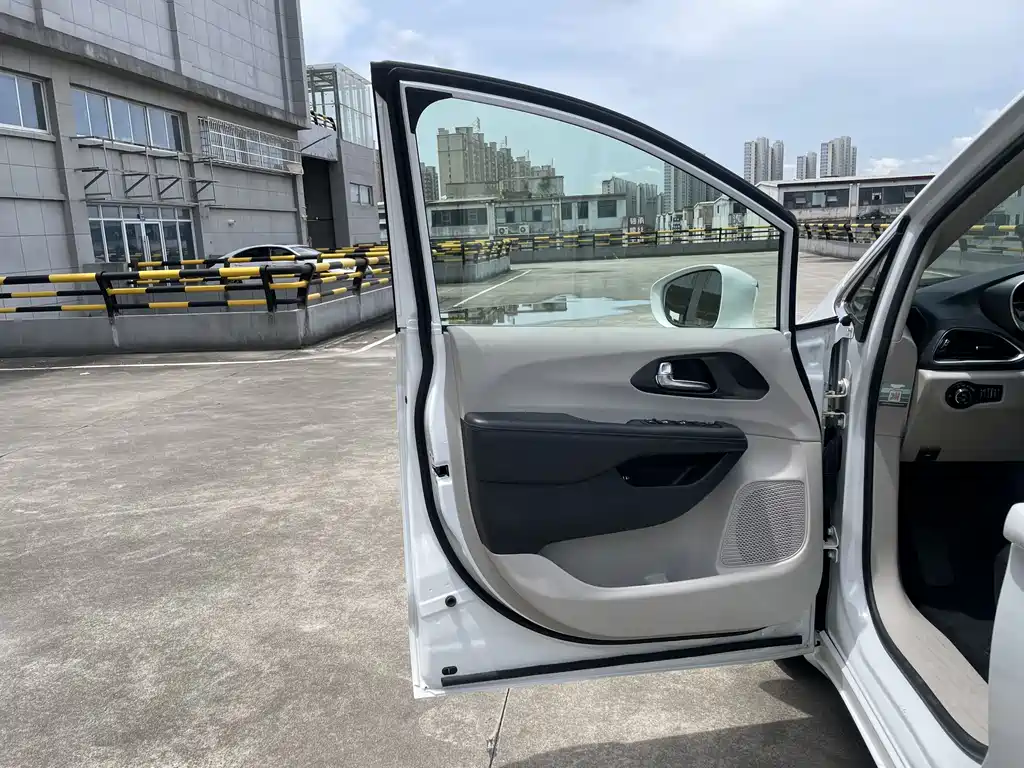 CHRYSLER DAJIALONG PHEV