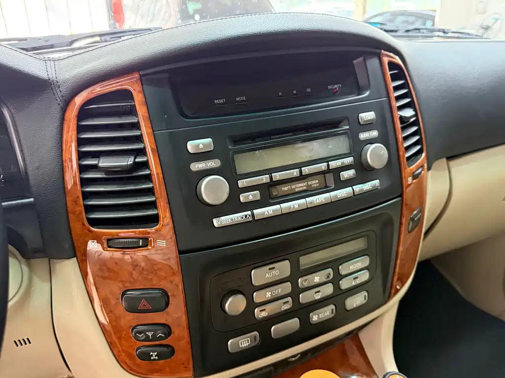 Toyota Land Cruiser 2005 4.7L AT VX-R