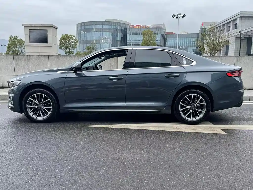 GEELY AUTOMOBILE XINGRUI