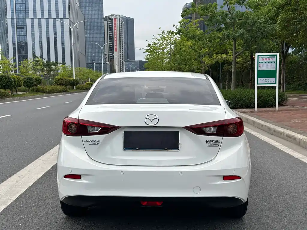 MAZDA 3 ANGKESAILA