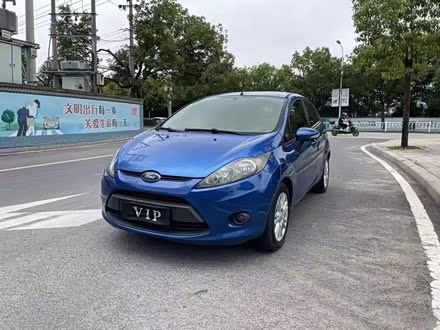 嘉年华 2010款 两厢 1.5L 自动光芒限定版