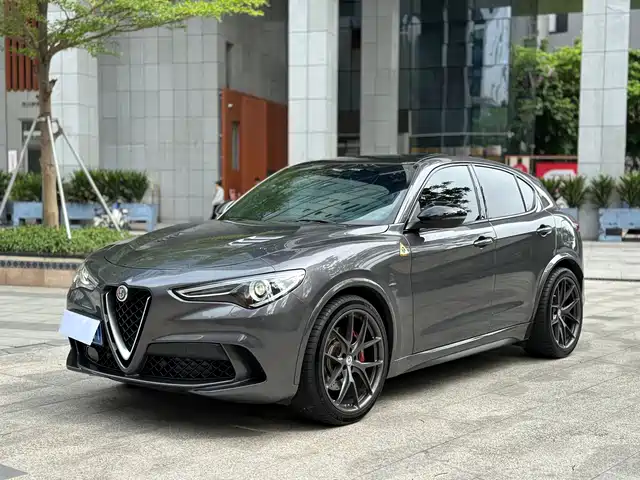 ALFA ROMEO STELVIO 2021