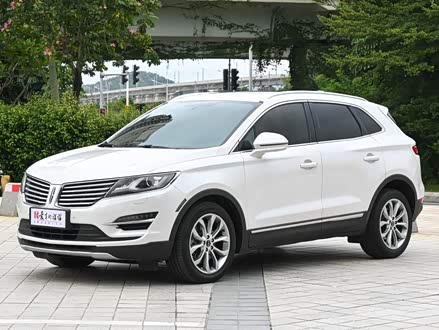 林肯MKC 2014款 2.0T 两驱尊雅版
