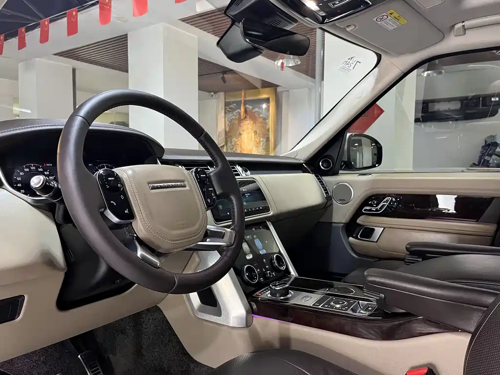 LAND ROVER RANGE ROVER