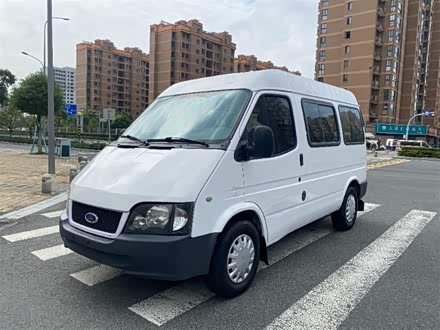 经典全顺 2013款 2.8T柴油普通型短轴中顶JX493ZLQ3A
