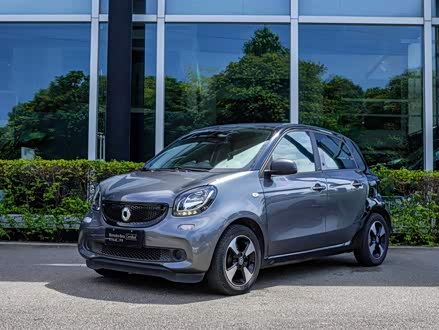 smart forfour 2018款 1.0L 52千瓦激情版