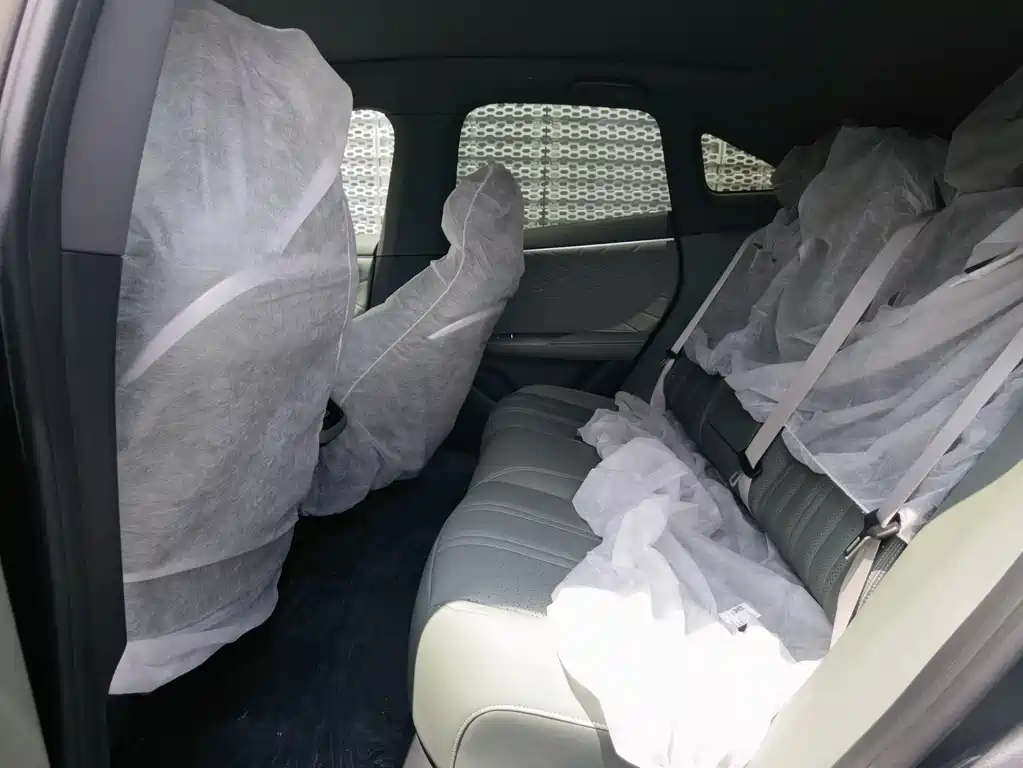 Changan Deepal DARK BLUE S07