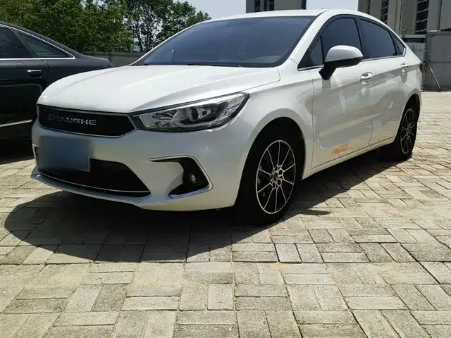 BAIC CHANGHE BEIQI CHANGHE A6