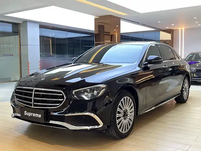 MERCEDES BENZ E CLASS