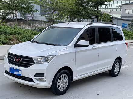 五菱宏光 2018款 1.5L S舒适型L2B