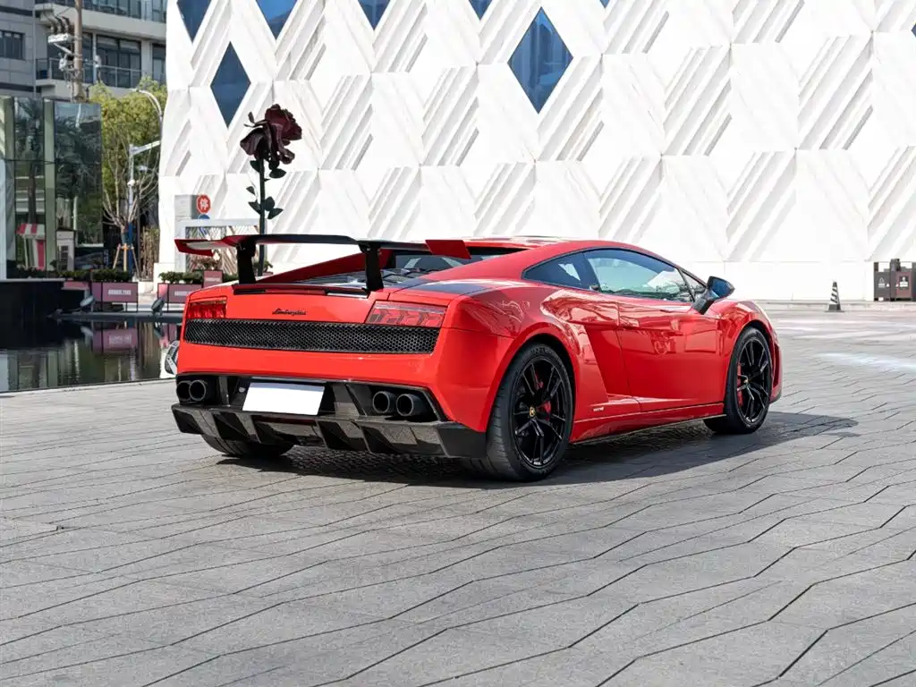 Lamborghini Gallardo 2012 LP 570-4 Super Trofeo Stradale