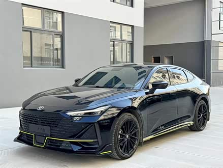 长安UNI-V 2023款 1.5T 运动版