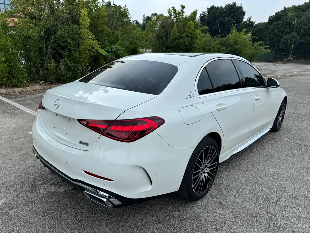 MERCEDES-BENZ C CLASS