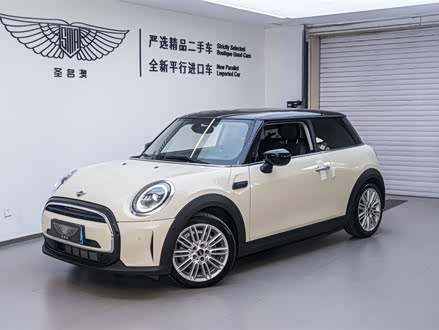 MINI 2022款 改款 1.5T COOPER 经典派