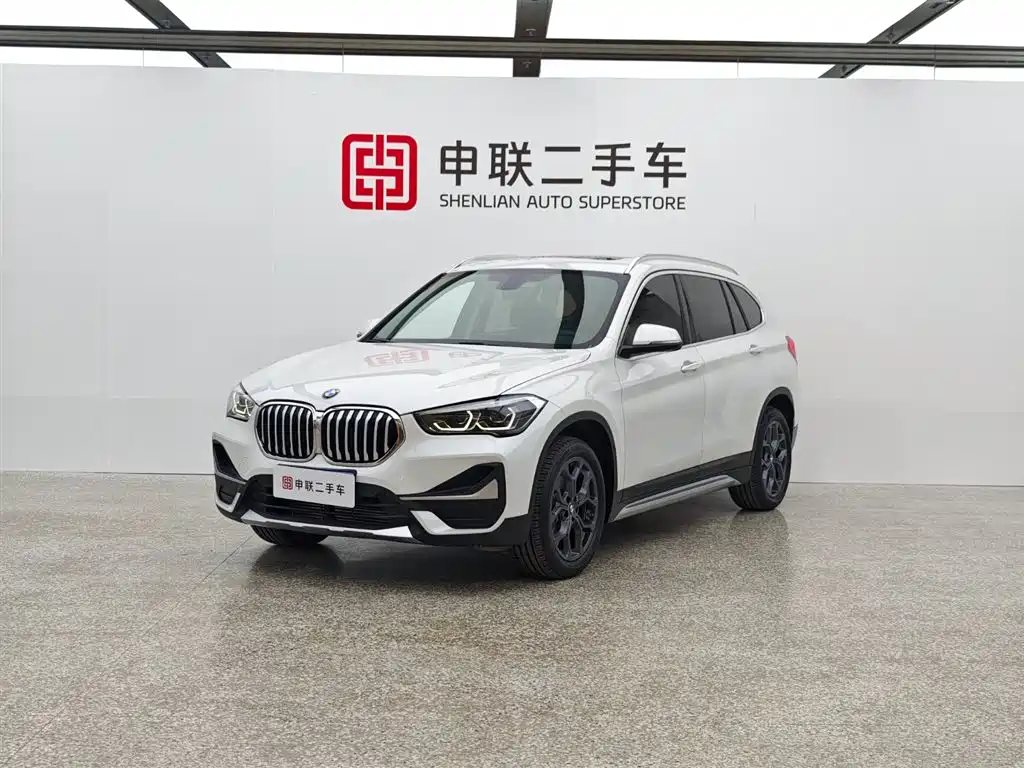 BMW X1 2020 года sDrive20Li Версия Престиж 57400 km 2020