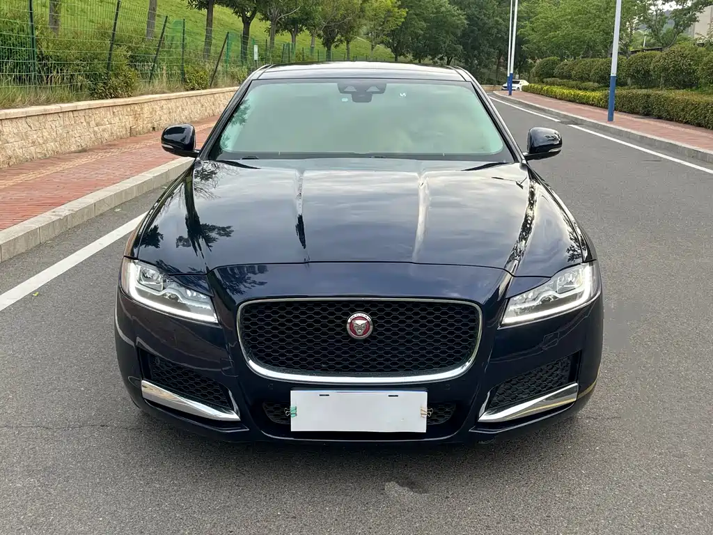 JAGUAR XFL