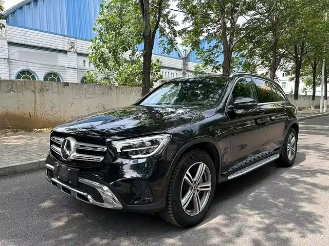 MERCEDES-BENZ  GLC