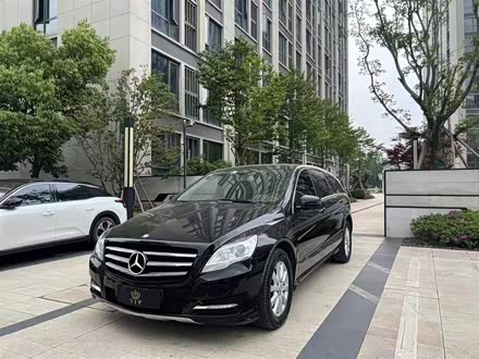 奔驰R级 2014款 R 320 4MATIC 商务型