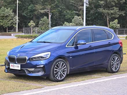 宝马2系旅行车 2018款 220i 豪华套装