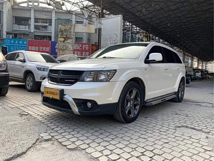 酷威 2014款 2.4L 两驱旅行版