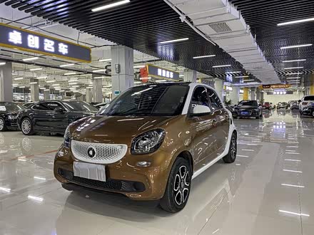 smart forfour 2016款 0.9T 66千瓦先锋版