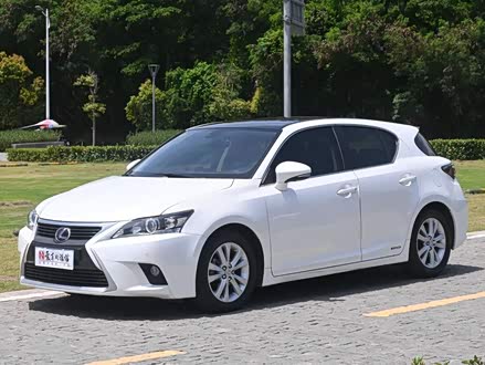 雷克萨斯CT 2014款 CT200h 舒适版 双色