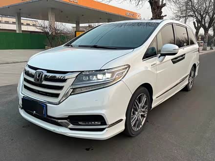 艾力绅 2019款 2.0L 混动豪华版