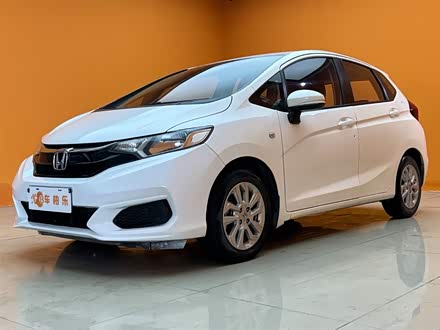飞度 2018款 1.5L CVT舒适天窗版