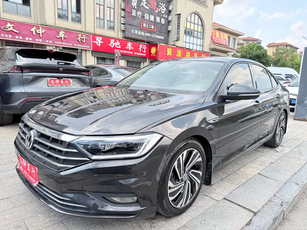 Volkswagen Sagitar 2022