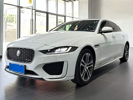 捷豹XEL 2023款 2.0T 200PS R-DYNAMIC 青春运动版