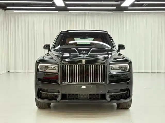 ROLLS-ROYCE CULLINAN 2023