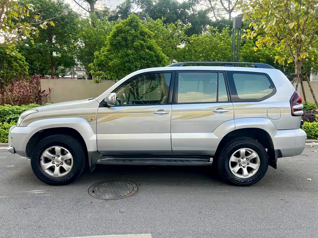 Toyota Land Cruiser Prado 2004 GX 2.7 AT