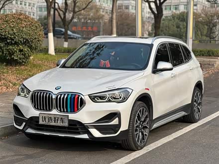 宝马X1 2022款 xDrive25Li 尊享型