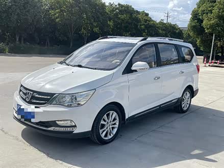宝骏730 2016款 1.5L 手动豪华型 7座