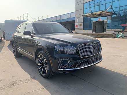 添越 2022款 4.0T V8