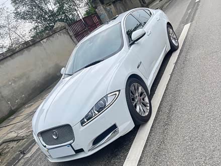 捷豹XF 2014款 XF 2.0T 豪华版