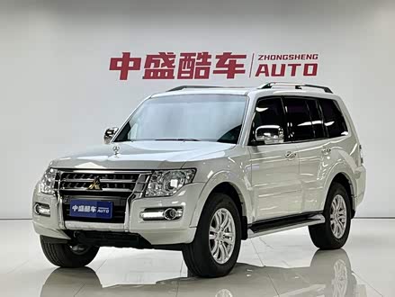 帕杰罗(进口)V97 2018款 3.8L 中东版