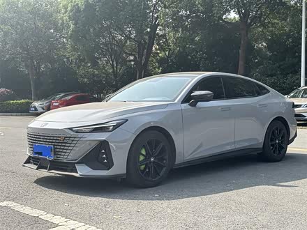 长安UNI-V 2023款 1.5T 尊享型