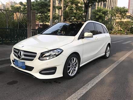 奔驰B级 2015款 B 200 动感型