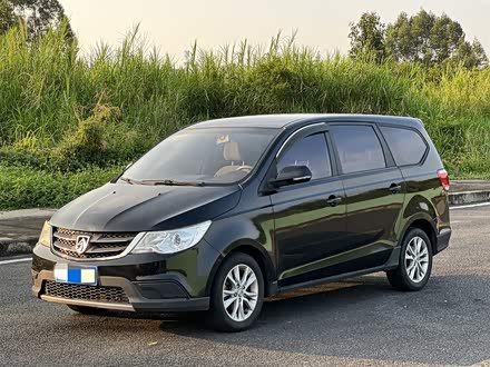 宝骏730 2016款 1.5L 手动舒适型 7座 国V