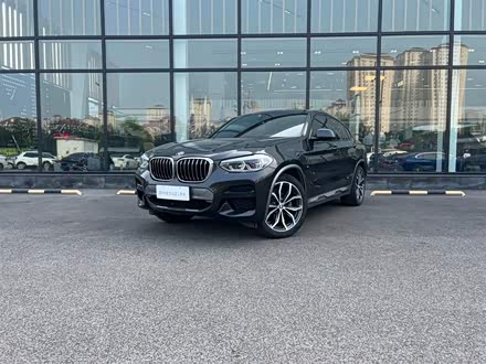 宝马X4 2020款 xDrive25i M越野套装