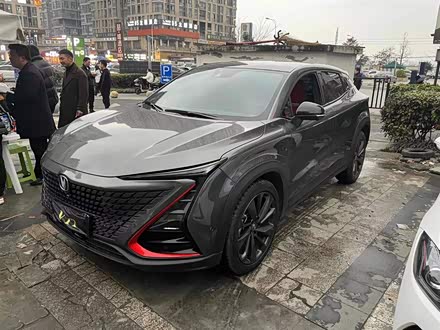 长安UNI-T 2021款 1.5T 运动版 旗舰型