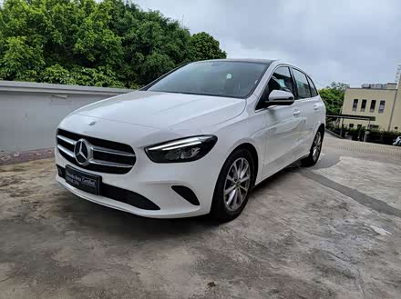 奔驰B级 2020款 B 200 时尚型