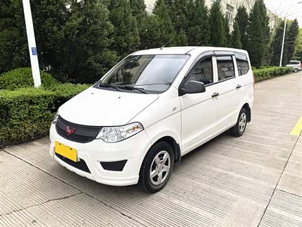 五菱宏光 2020款 1.2L S基本型国VI LSI