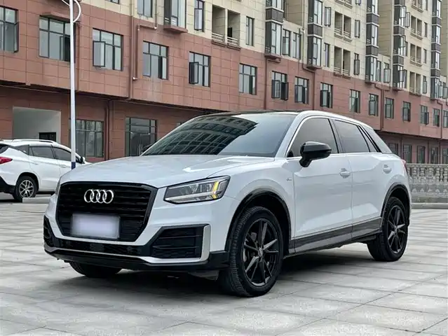 AUDI  Q2L 2019