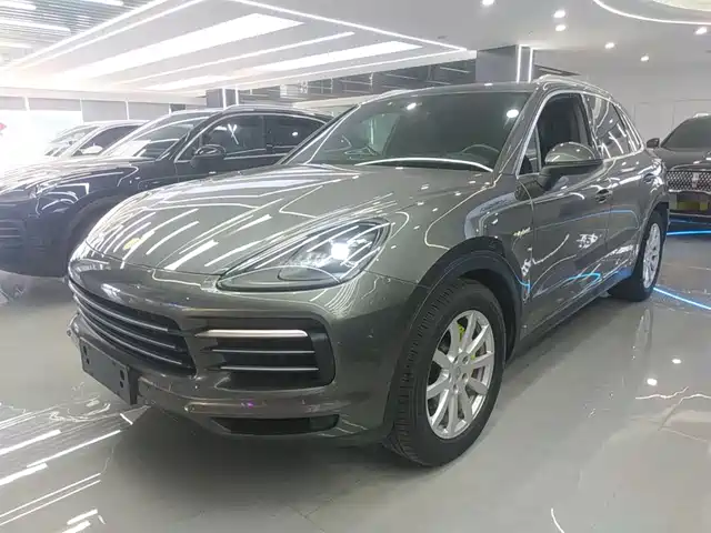PORSCHE CAYENNE NEW ENERGY 2019