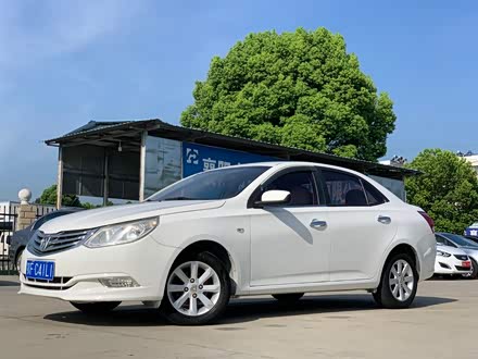 宝骏630 2012款 1.5L DVVT手动舒适型