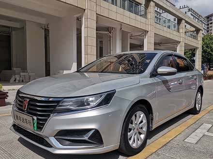 荣威i6新能源 2017款 45T 混动互联智享版