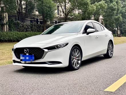 马自达3 昂克赛拉 2022款 2.0L 自动质睿黑曜版