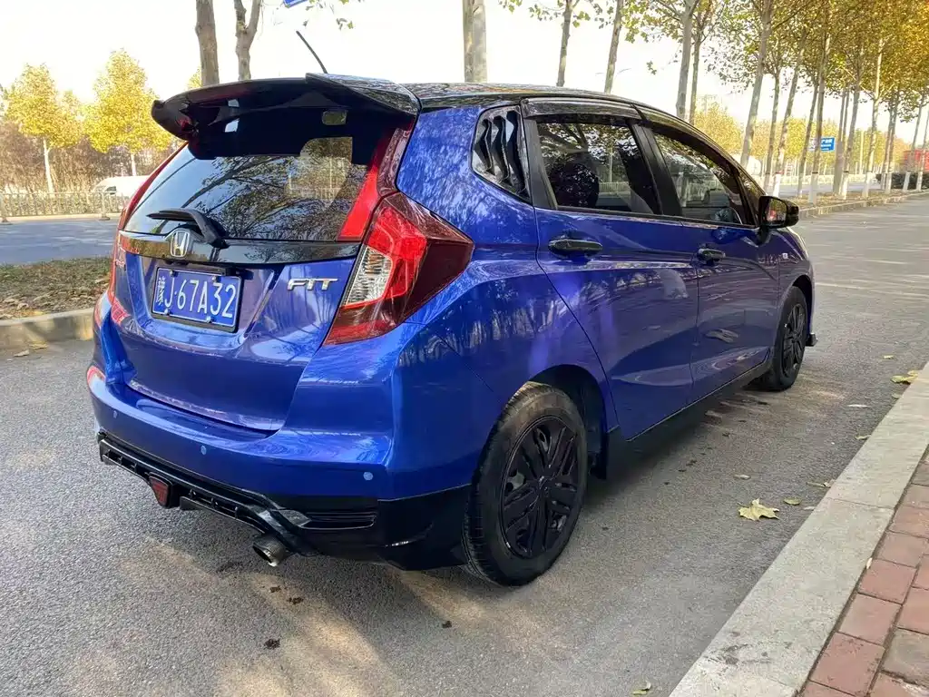 HONDA FIT